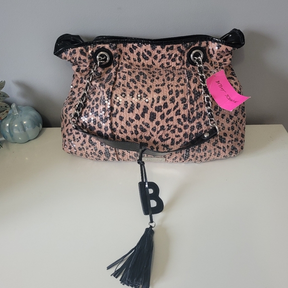 Betsey Johnson Handbags - Betsey Johnson Pleated Cheetah Tote, BNWT
